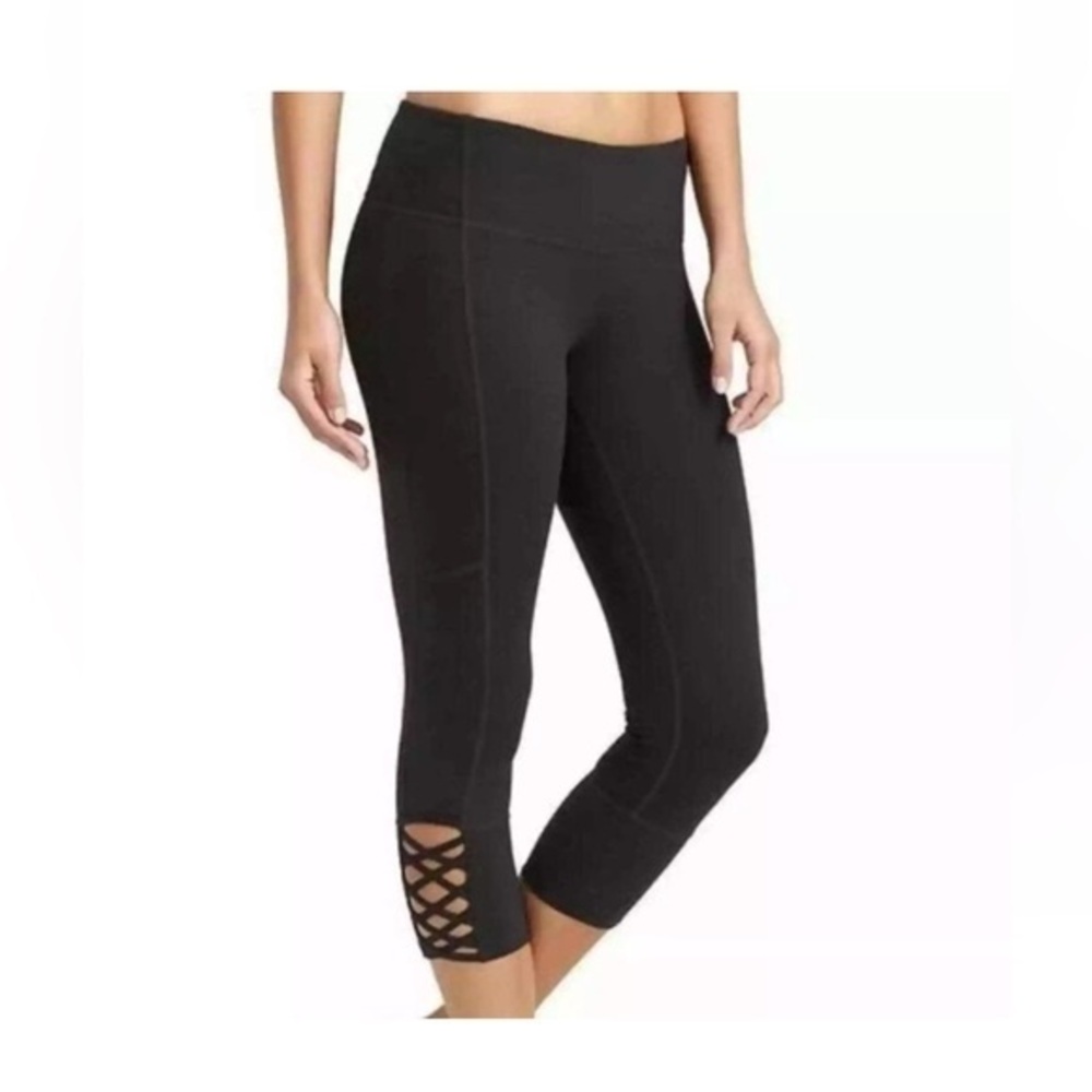 Athleta | Black Mind‎ Over Matter Capri Leggings
